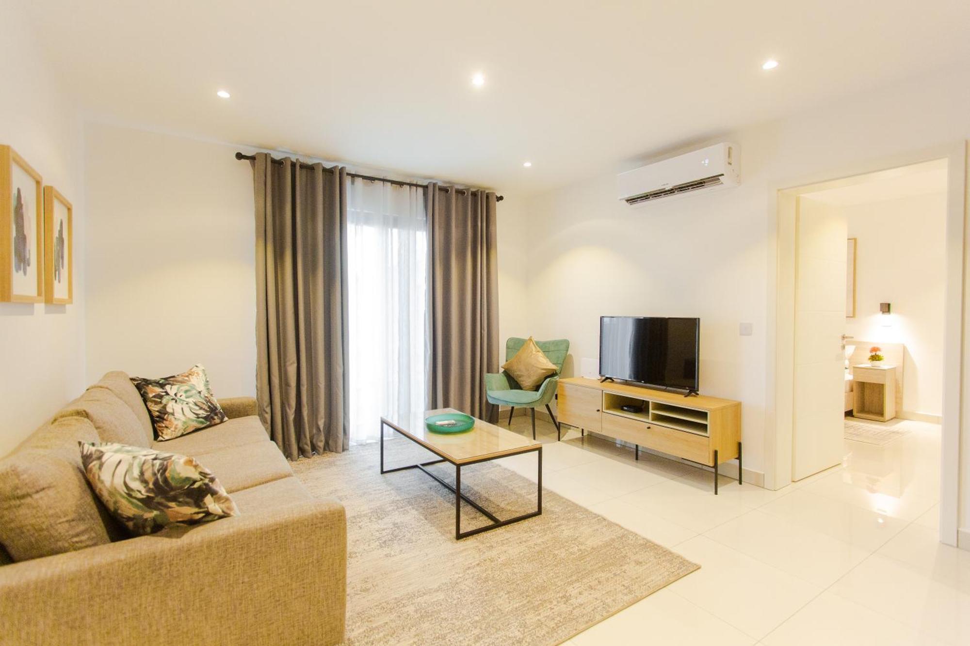 Accra Luxury Apartments @ The Lennox Екстериор снимка